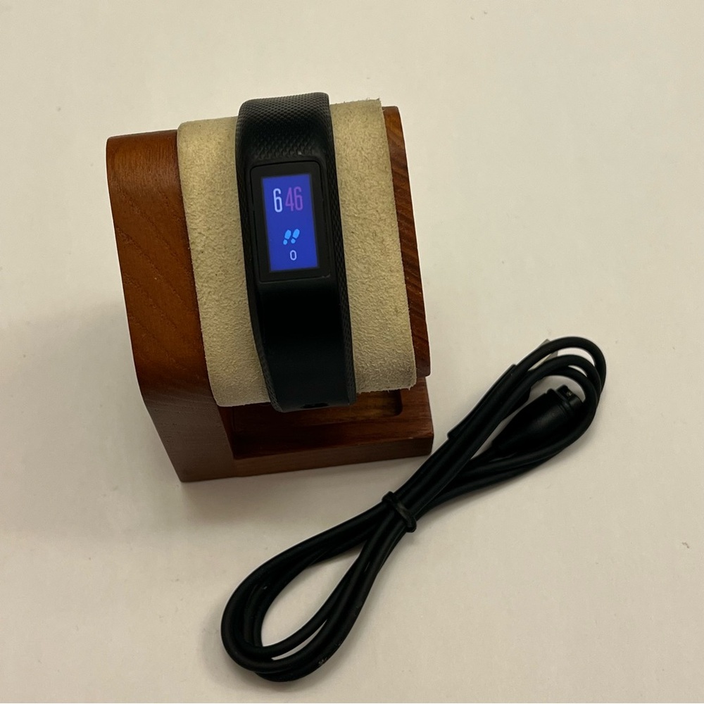 Garmin Vivosmart (tested, Charger included)